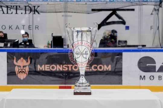 Metal Cup Pokal